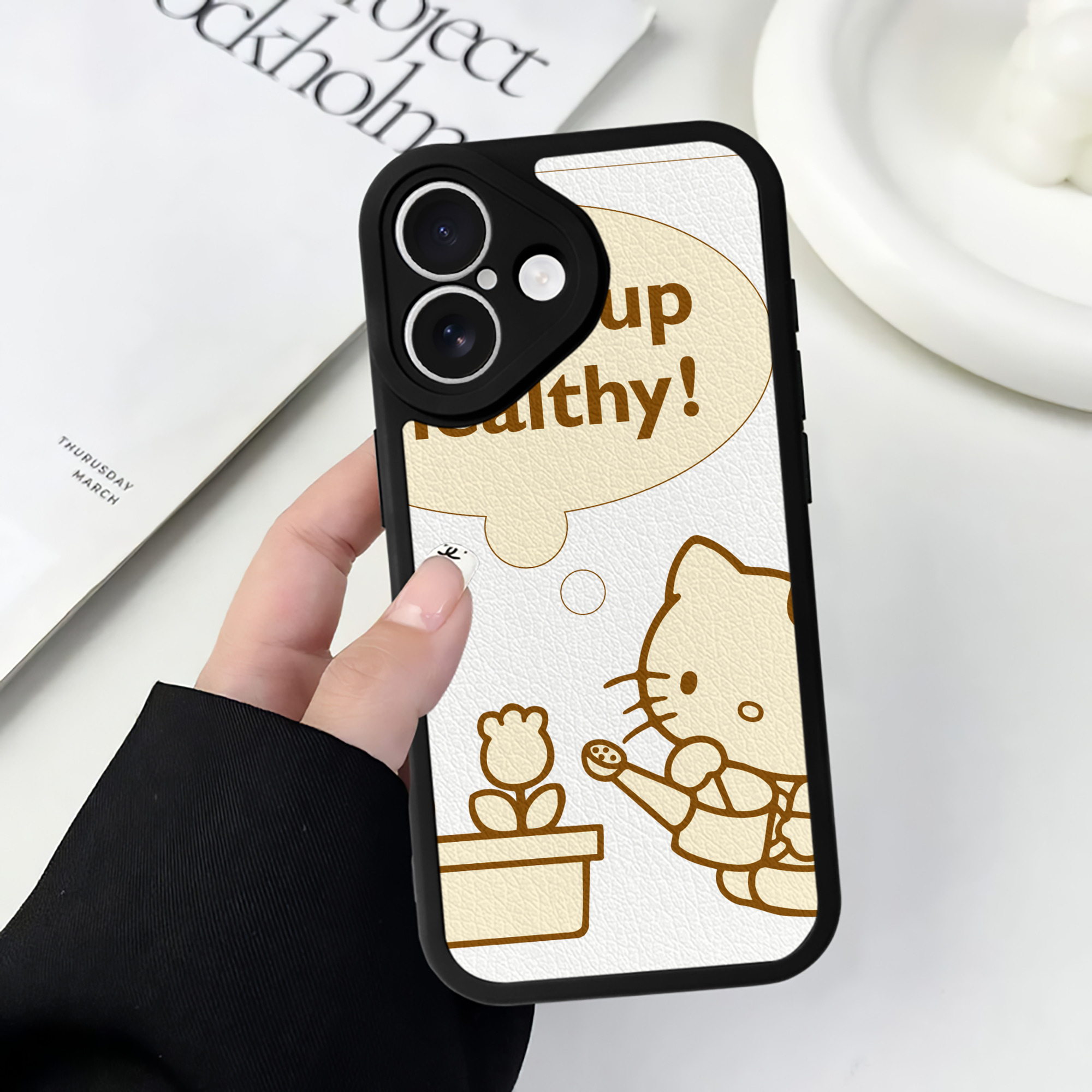 （画像用） Hello Kitty ハローキティ 【iPhone 16シリーズ対応】シリコンスマホケース（レザー調） 材質：シリコン